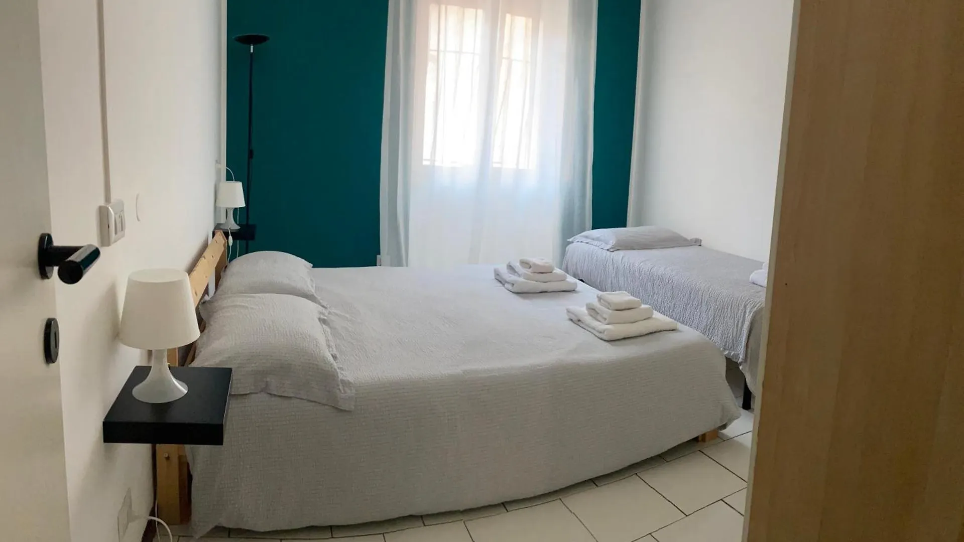 Apartament G&G House -Bilocale Vicino M5 Istria E M3 Maciachini Mediolan