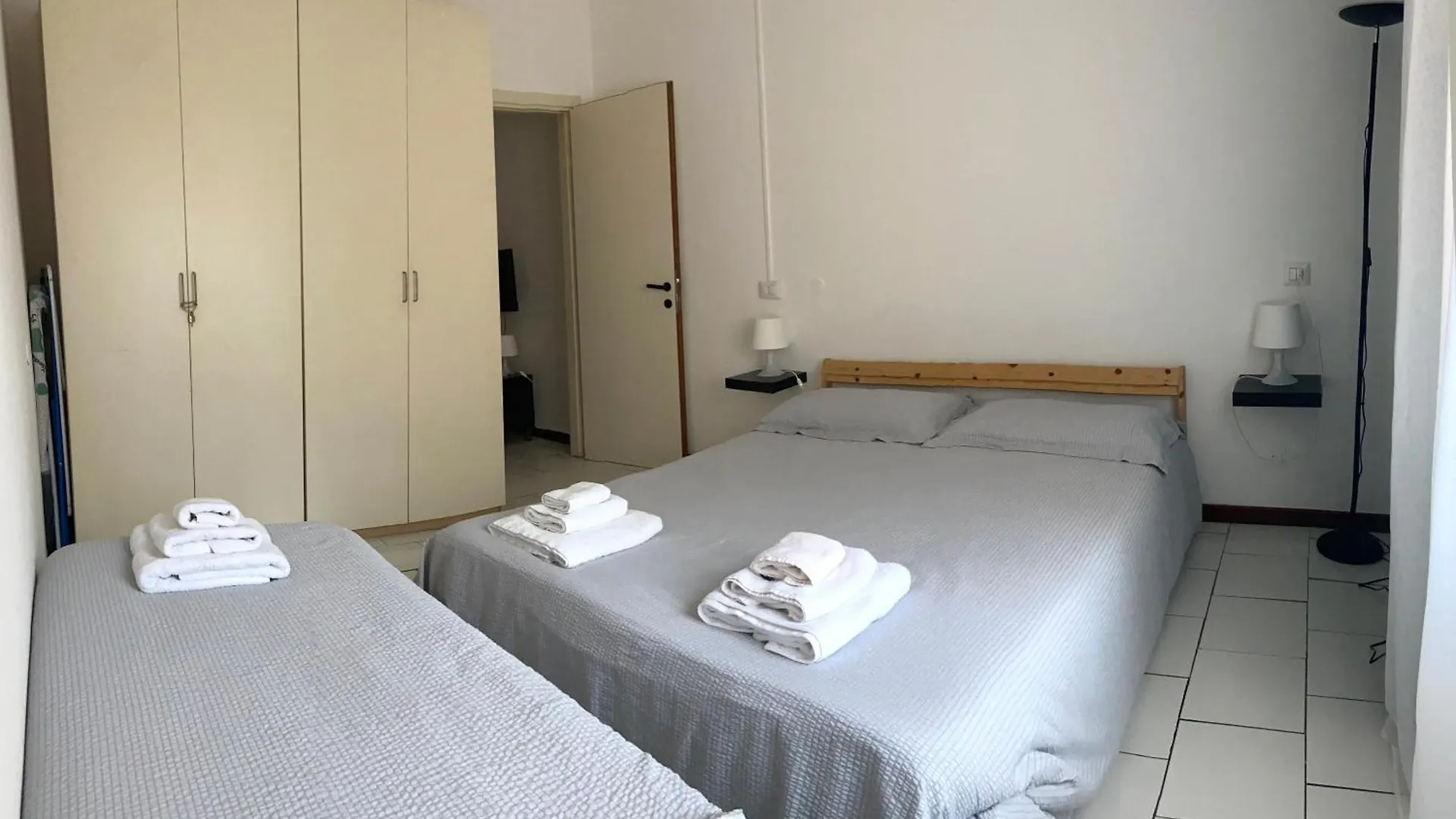 Apartament G&G House -Bilocale Vicino M5 Istria E M3 Maciachini Mediolan 0*,